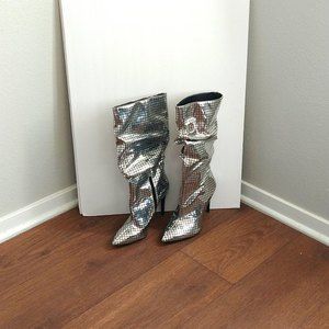 Jessica Simpson Calf High relaxed boots size 9M in Silver